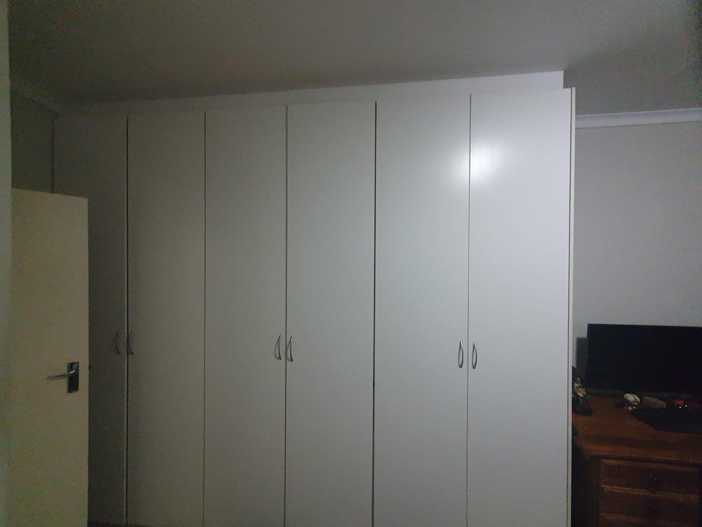 11308_715693_7.jpeg